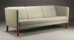 Sofa / Dreisitzer Modell 'EJ 260'