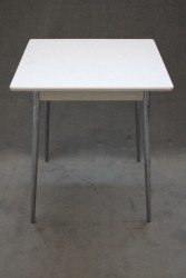 Beistelltisch