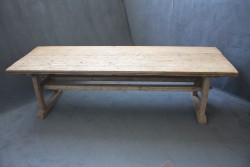 Großer Gesindetisch