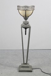 Stehlampe