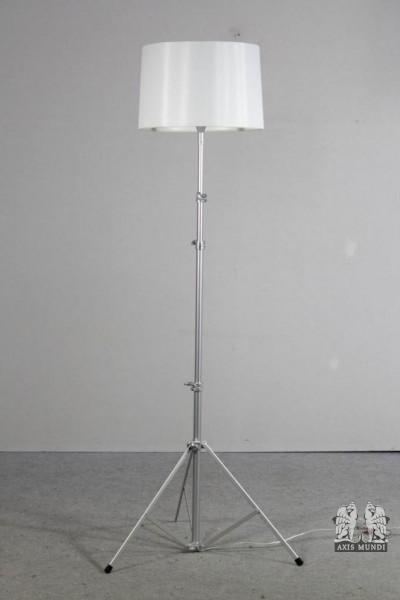 Stehlampe