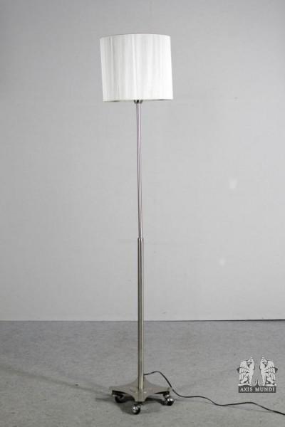 Stehlampe