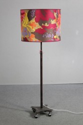 Stehlampe