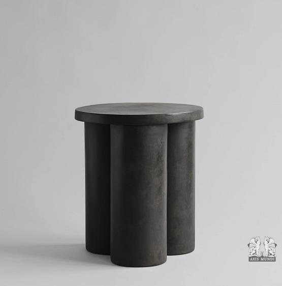 Big Foot Table, Tall