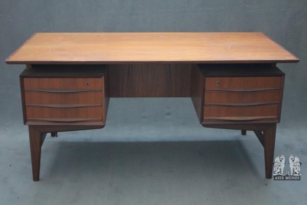 Schreibtisch - Teak