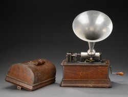 Phonograph