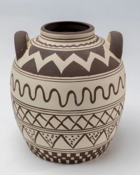 VASE FACE POT