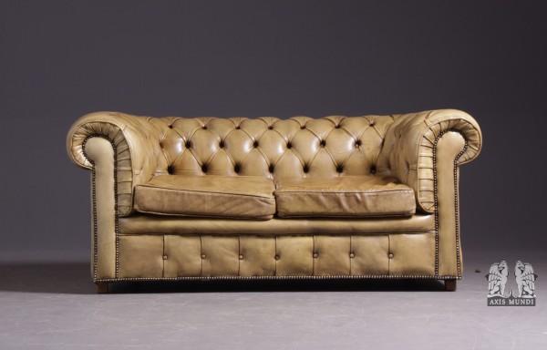 Chesterfield-Sofa, Zweisitzer