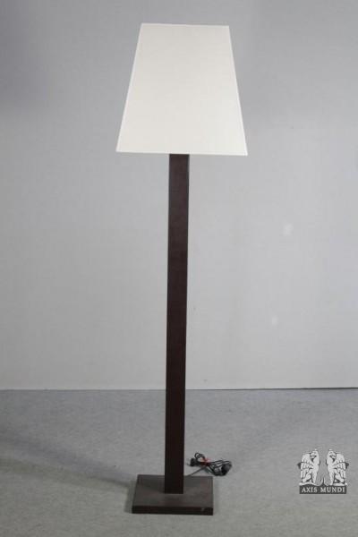 Stehlampe