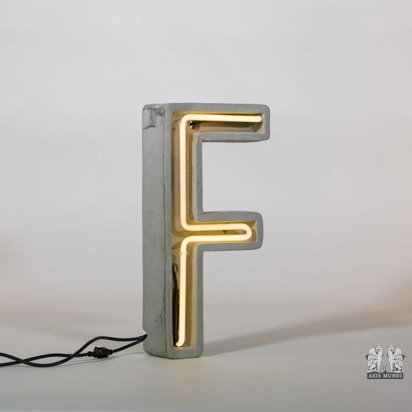 Neonbuchstabe F