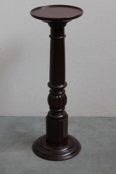 Beistelltisch / Postament