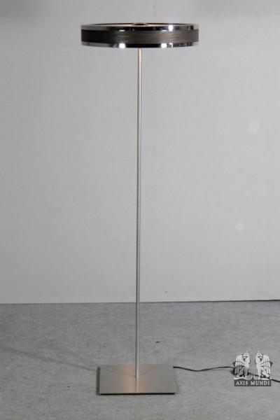 Stehlampe