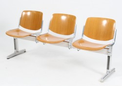 Sitzbank / Wartebank, Dreisitzer
