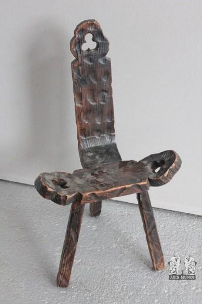 Holzstuhl Gotik