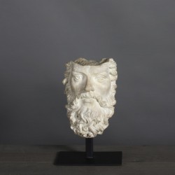 Small Head Skulptur