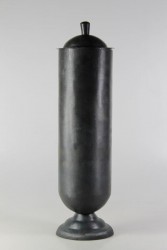 Vase mit Deckel