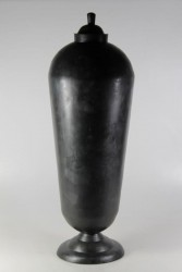 Vase mit Deckel
