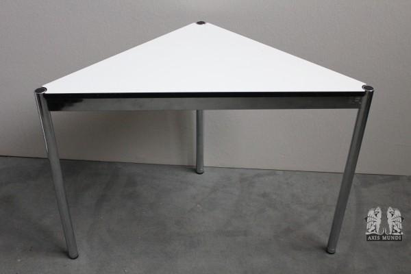 USM Haller Tisch Dreieck