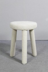 Hocker (gehäkelt)