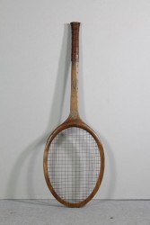 Tennisschläger, riesig