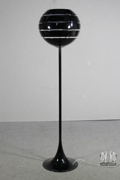 Stehlampe