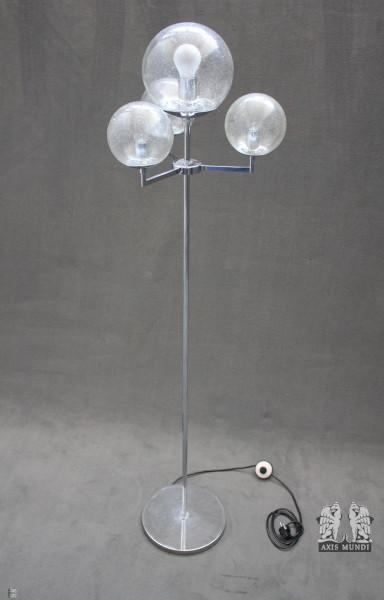 Stehlampe