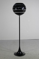 Stehlampe