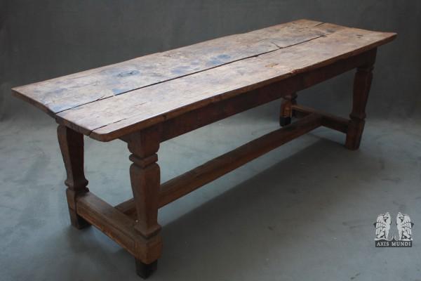 Holztisch