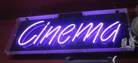 Neonschrift 'Cinema'