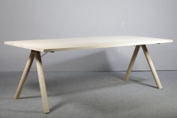 Tisch Modell 'Split'