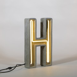 Neonbuchstabe H