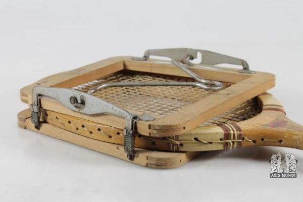 Tennisschläger mit Spanner