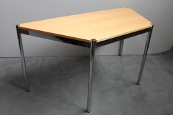 USM Haller Tisch Trapez
