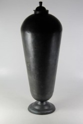 Vase mit Deckel